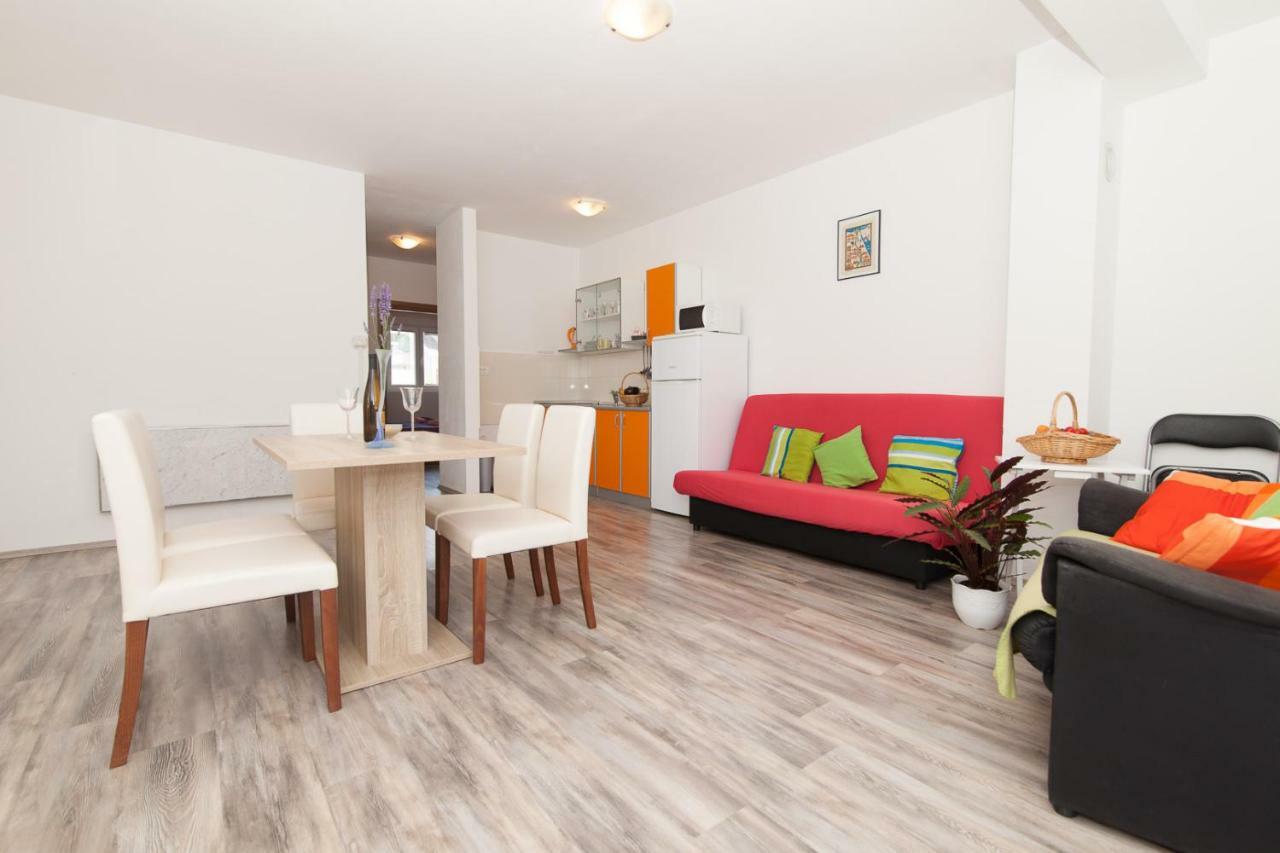 Apartments Timbar Гребащиця Екстер'єр фото