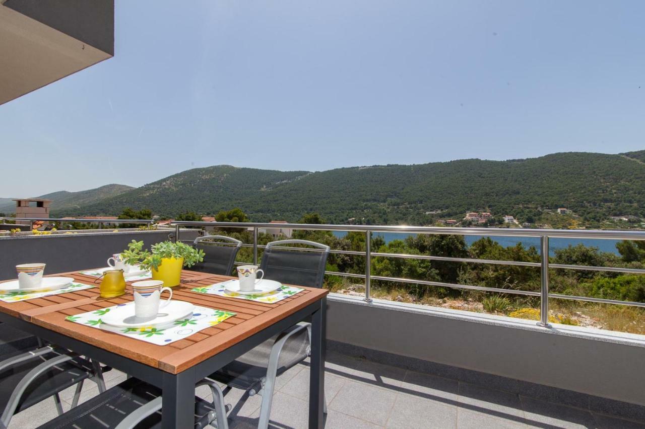 Apartments Timbar Гребащиця Екстер'єр фото
