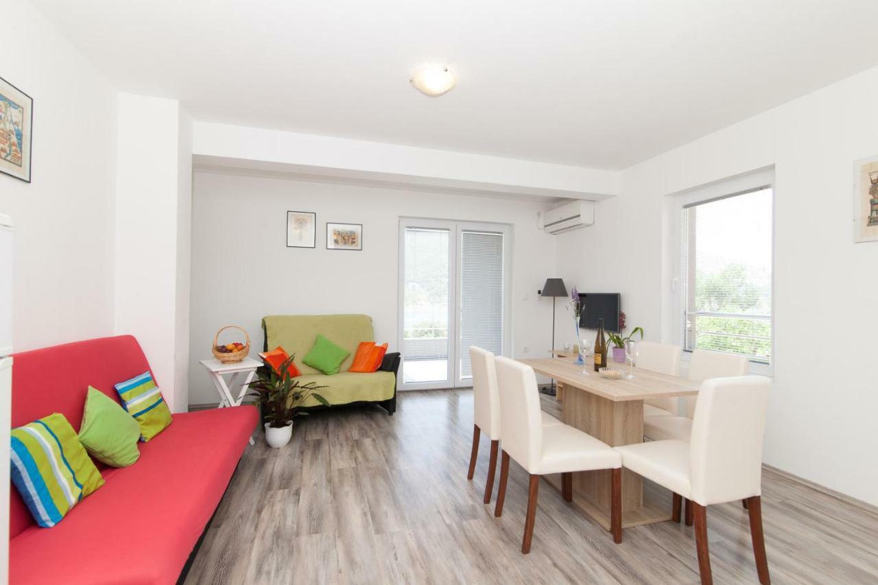 Apartments Timbar Гребащиця Екстер'єр фото