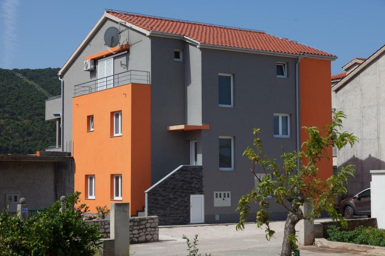 Apartments Timbar Гребащиця Екстер'єр фото